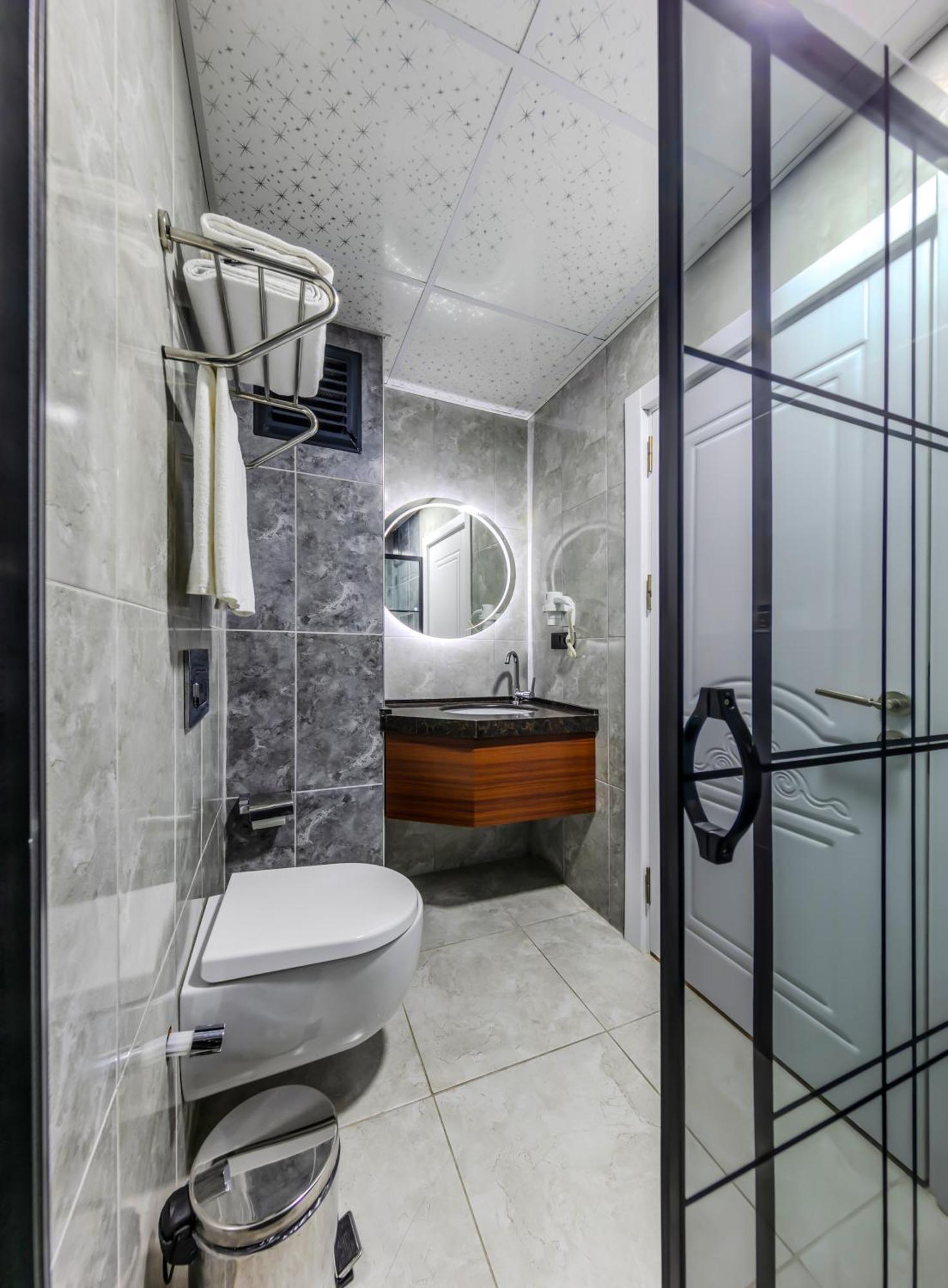 Med Life Hotel Istanbul Airport Arnavutkoy Exterior photo