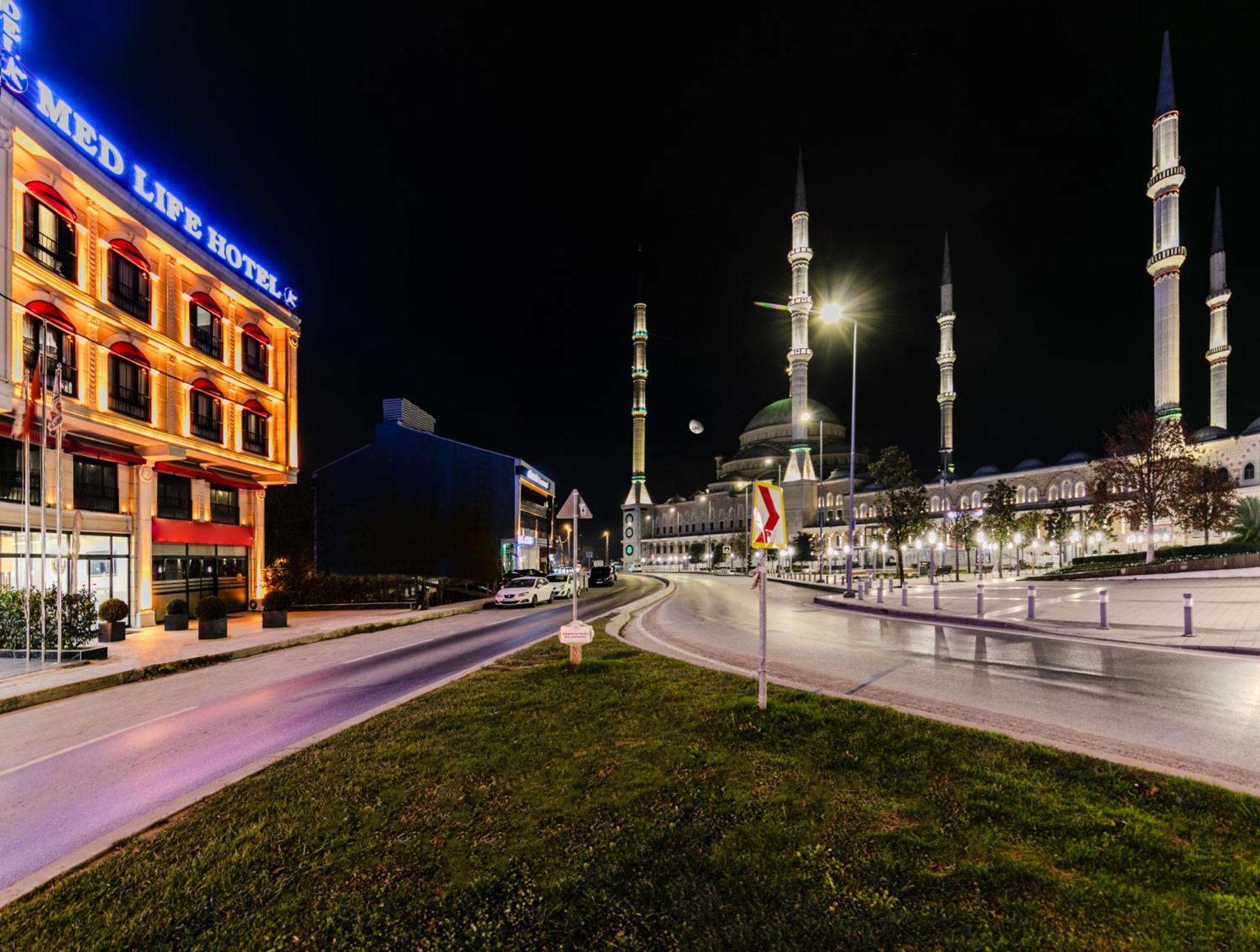 Med Life Hotel Istanbul Airport Arnavutkoy Exterior photo